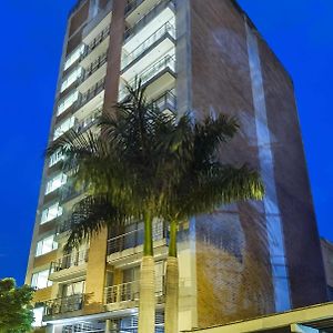 Travelers Orange Suites